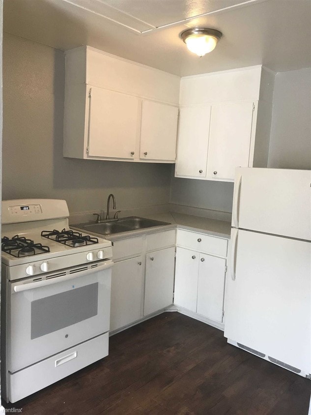 Building Photo - 1 br, 1 bath  - Starlight Apartment # 24