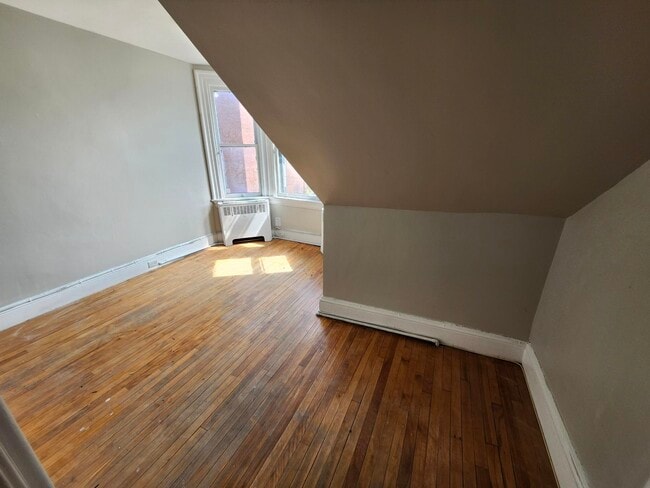 Building Photo - 73 Hazen St