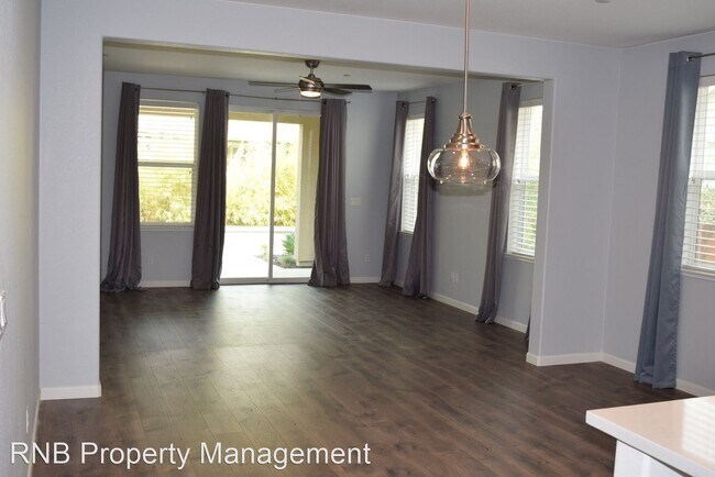 Foto del edificio - 3 br, 2 bath House - 7025 Sandwich Place