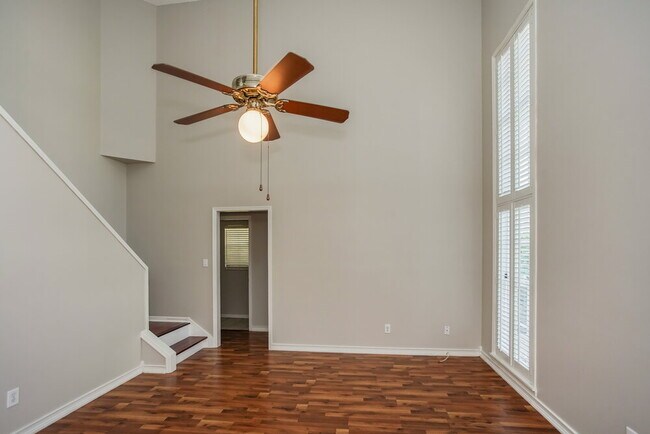 Building Photo - 17703 Parkway Green Ln