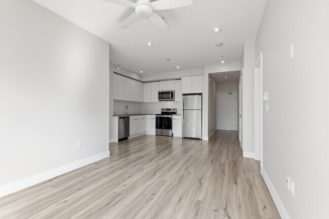 Photo du bâtiment - 1514 McCallum Rd