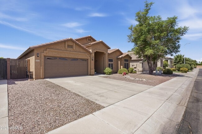 Foto del edificio - 4441 E Cottonwood Ln
