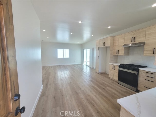 Building Photo - 16840 Los Alimos St