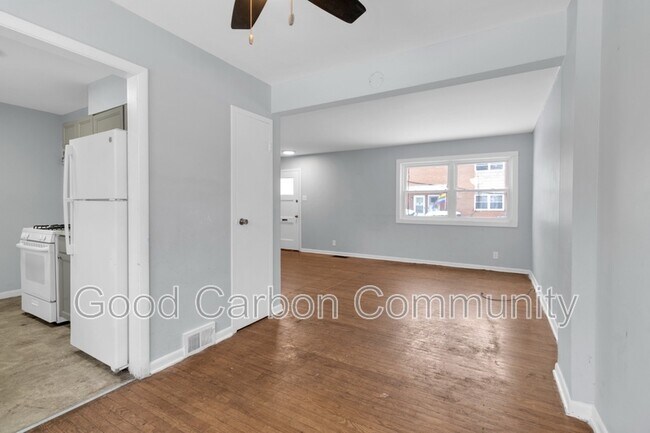 Foto del edificio - 56 Janice St