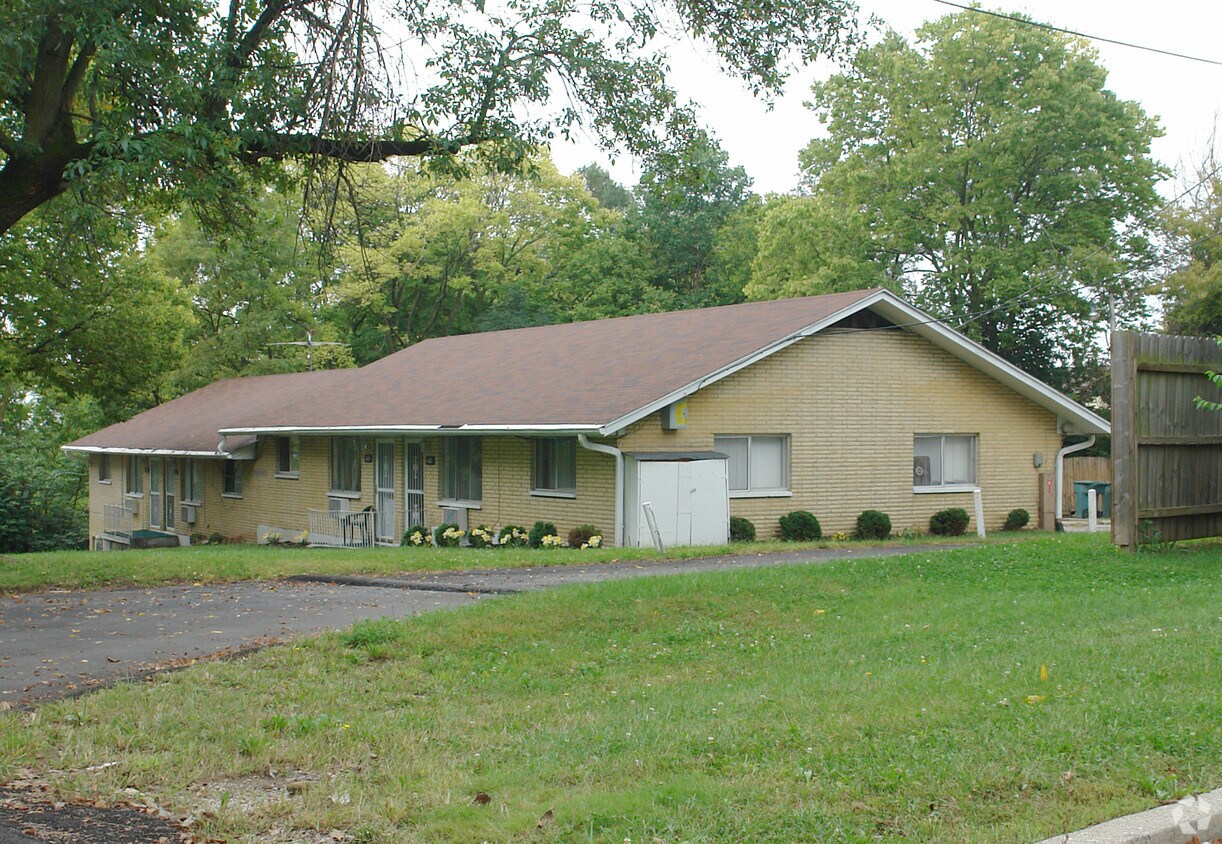 Building Photo - Taylor Apartments