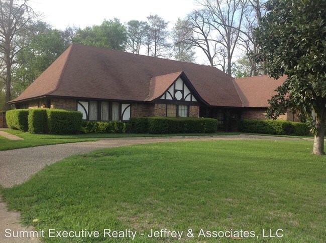 Building Photo - 2209 Landau Ln