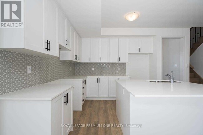 Photo du bâtiment - 9430-9430 The Gore Rd