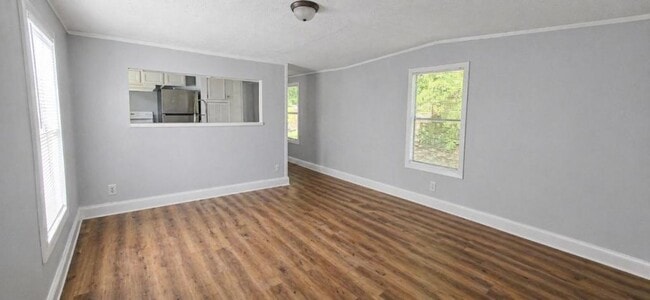 Building Photo - 2828 Redwing Ln