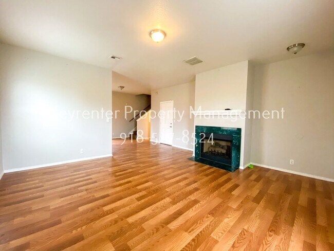 Foto del edificio - 3 Bed | 1.5 Bath in Central Tulsa!