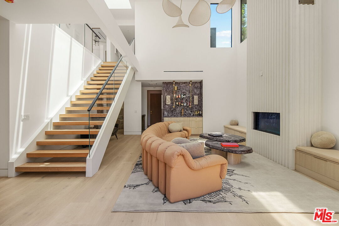 Foto principal - 738 Palms Blvd