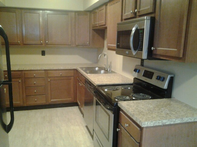 Building Photo - 227 Washington Place