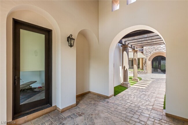 Building Photo - 38 Pebble Dunes Ct