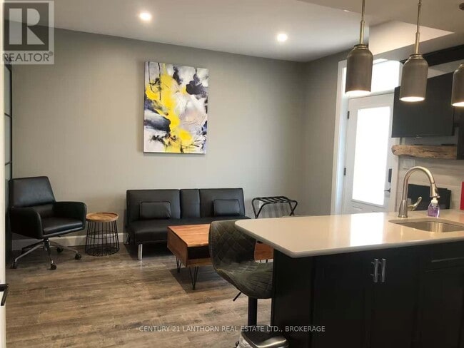 Photo du bâtiment - 45 Chestnut St