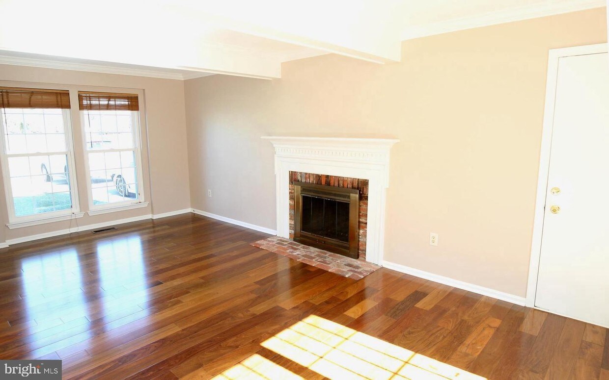 Foto principal - 14242 Twig Rd