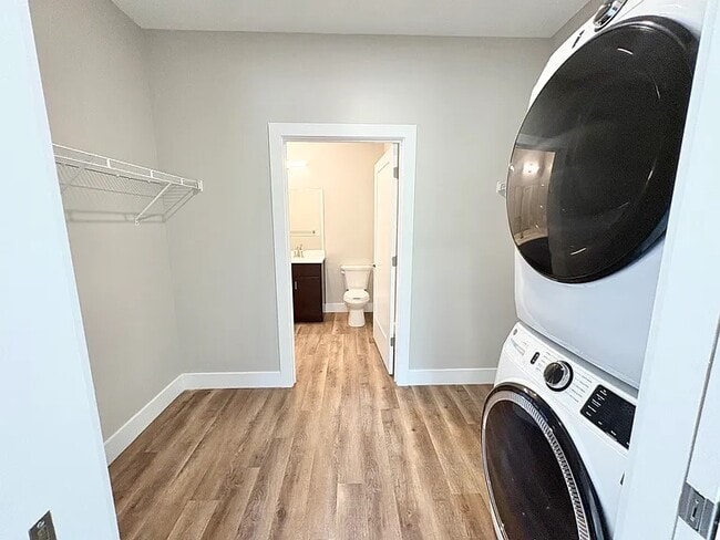 1-Bedroom - Washer/Dryer In-Unit - Mcknight Flats