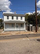 Building Photo - 909 2nd Ave