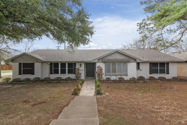 Building Photo - Spacious Whole Home For Rent in Dallas