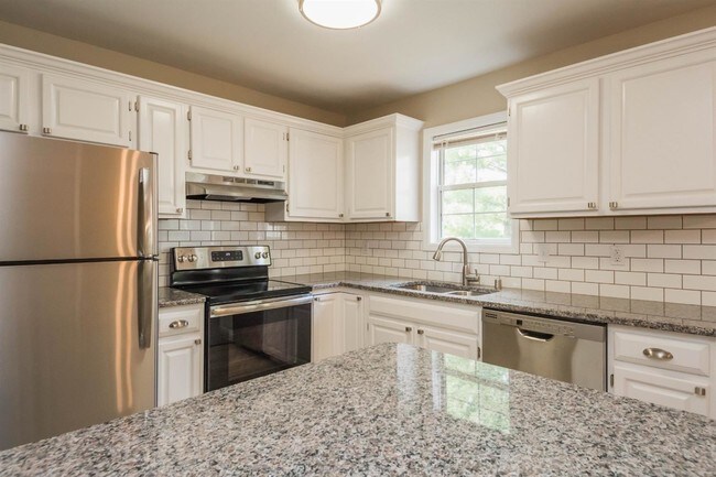 Foto del edificio - 1145 Ashford Ln
