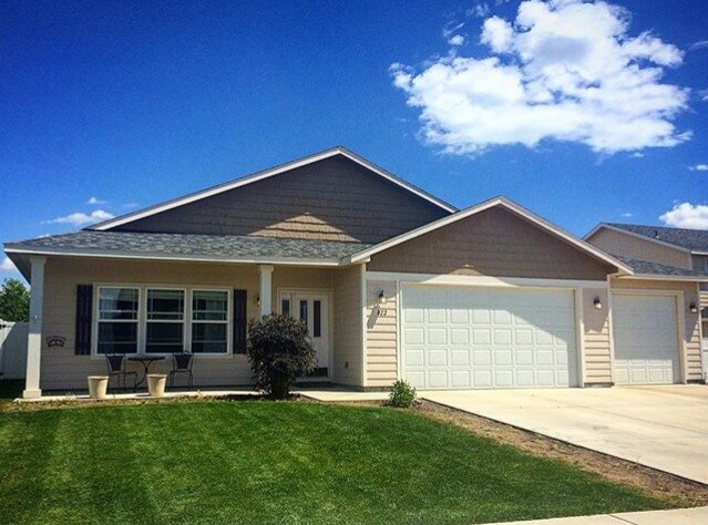 Primary Photo - Quincy Rental
