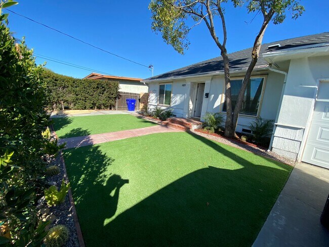 Foto del edificio - 4BD/2BA, Upgraded Kitchen! Sunroom!