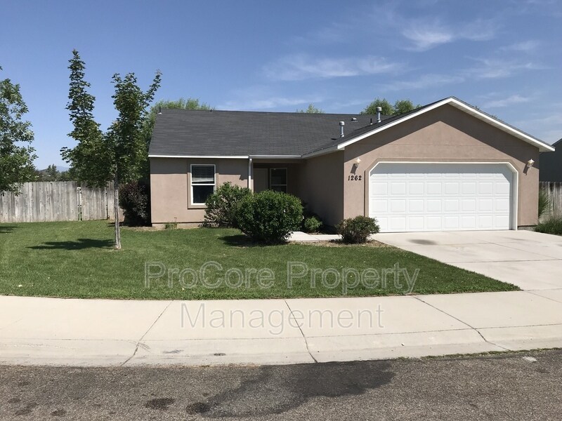 1262 N Hidden Meadow Ave, Star, ID 83669 House Rental in Star, ID