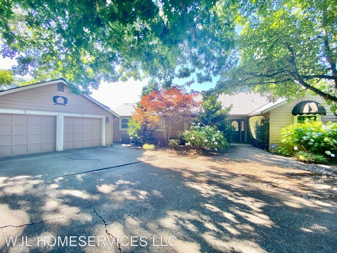 Primary Photo - 4 br, 2.5 bath House - 18 SKAGIT KY