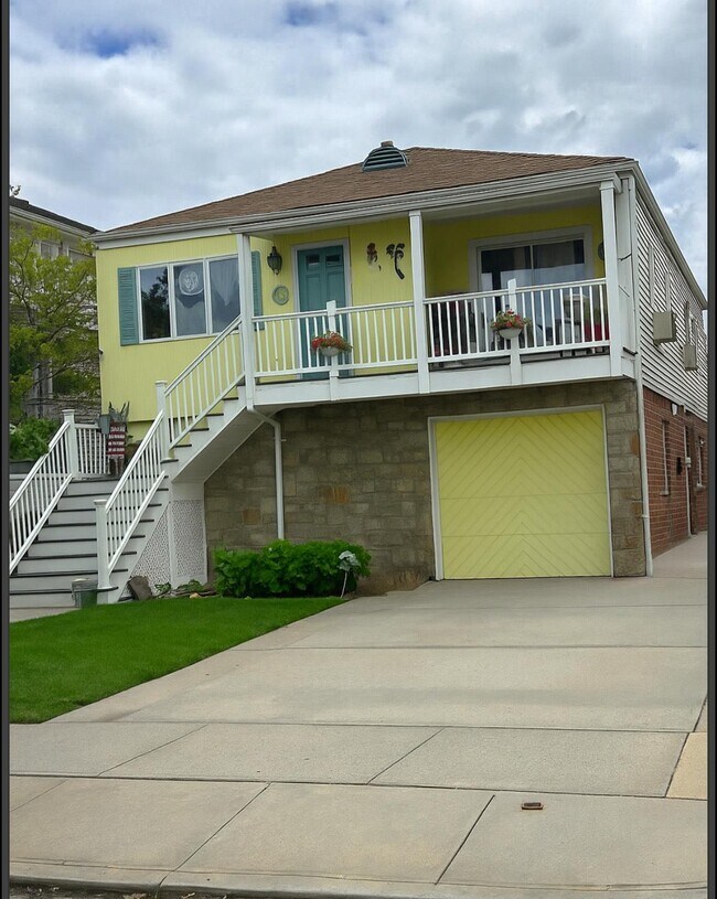 Foto del edificio - 420 E Beech St