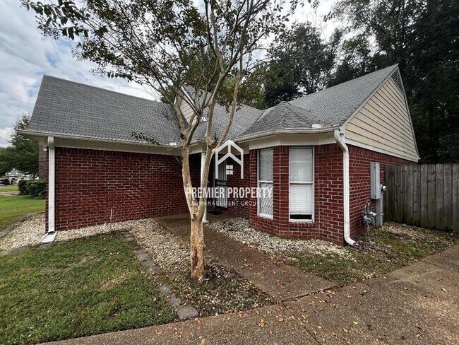 Building Photo - 10203 Cottage Farms Dr