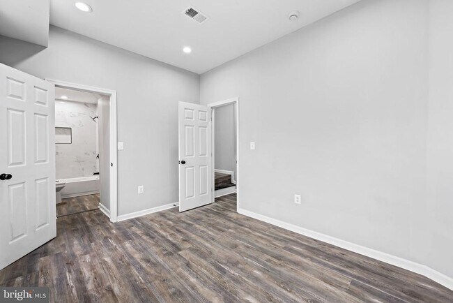 Foto del edificio - 1918 E Lafayette Ave