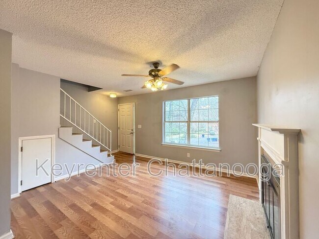 Building Photo - 208 Cliftview Dr