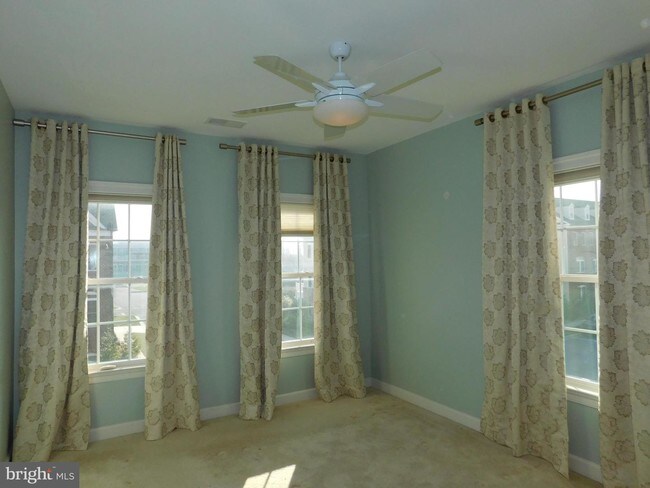 Building Photo - 8066 Westside Blvd