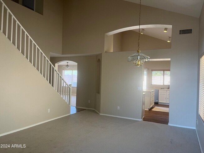 Foto del edificio - 14862 N 103rd St