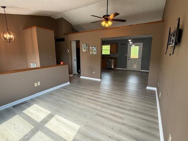 Building Photo - 2640 Ridgecrest Ln