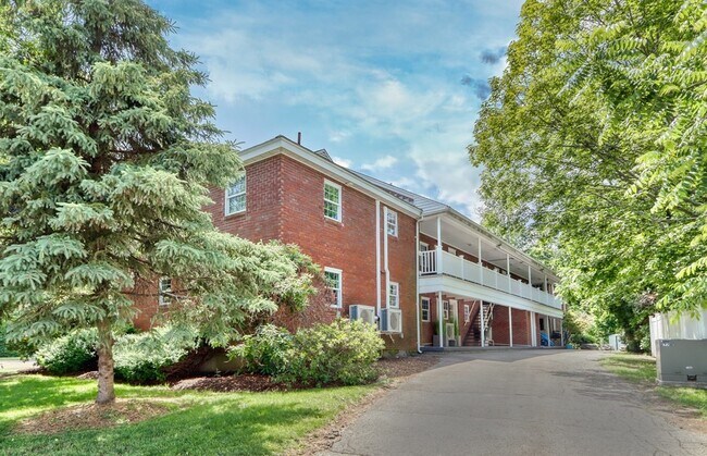 Building Photo - 409 Washington St