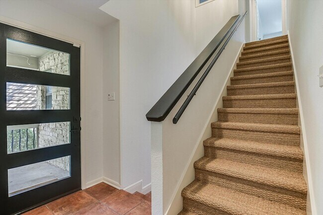 Foto del edificio - 5701 Westslope Dr