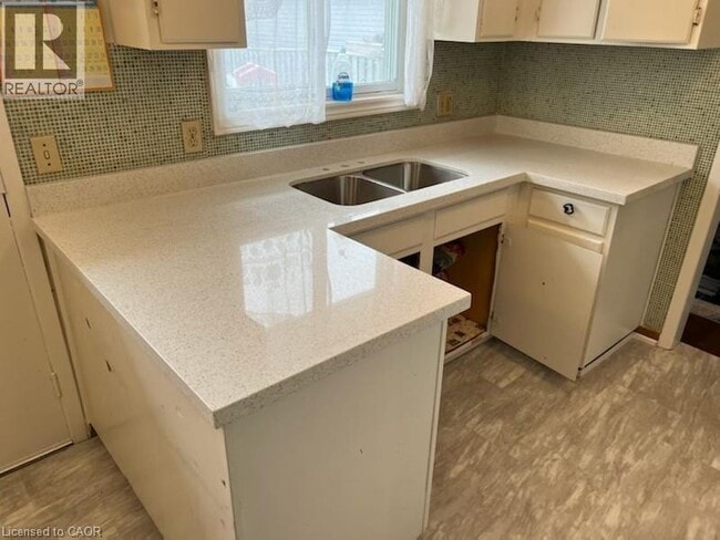 Photo du bâtiment - 149 Clifton Downs Rd