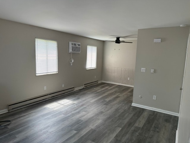 Living Room - 487 S Main St