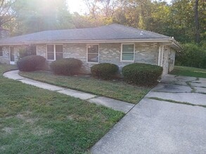 Building Photo - 132a Brookdale Dr