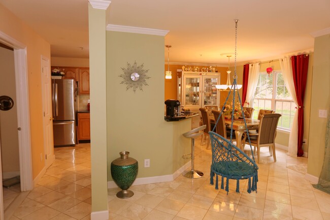 Living Room - 3038 King Ct