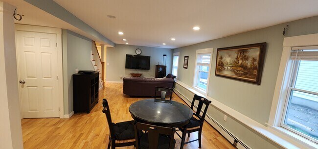 Building Photo - 20 Estabrook Rd