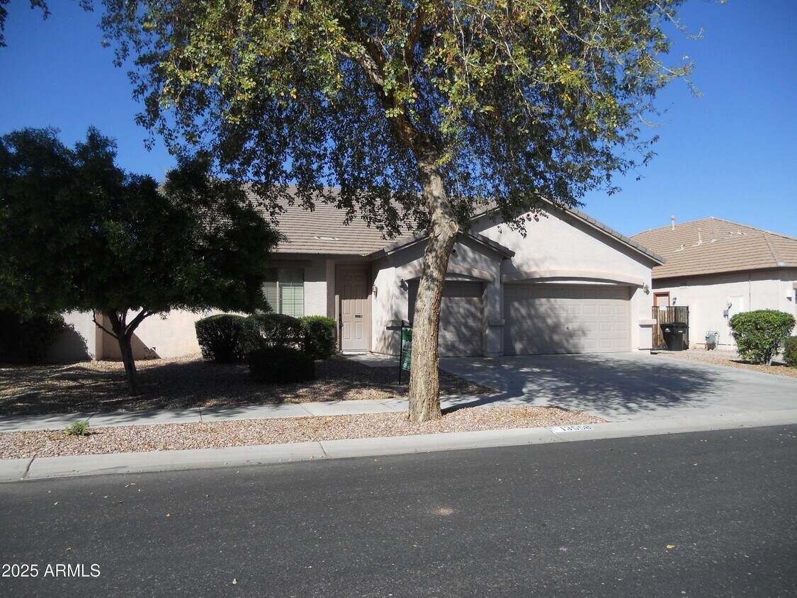 Primary Photo - 13558 W Port Royale Ln