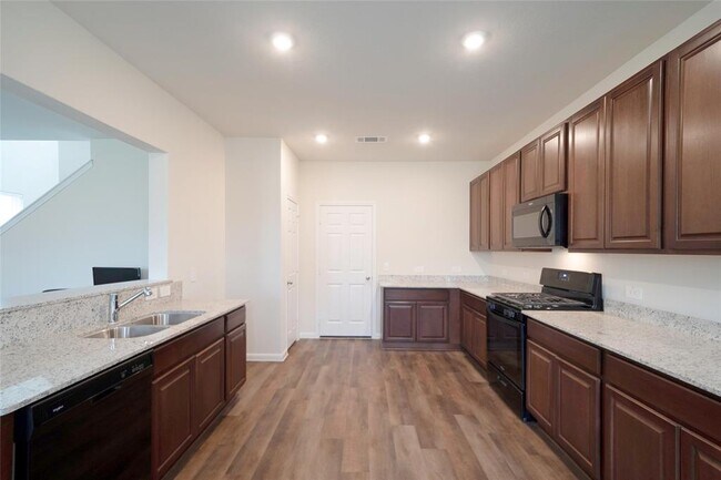 Building Photo - 6914 Telean St