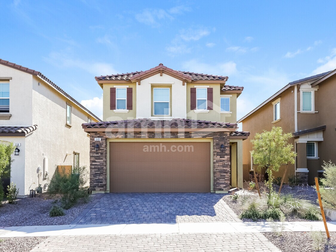 648 N Water Street House Rental in Henderson, NV