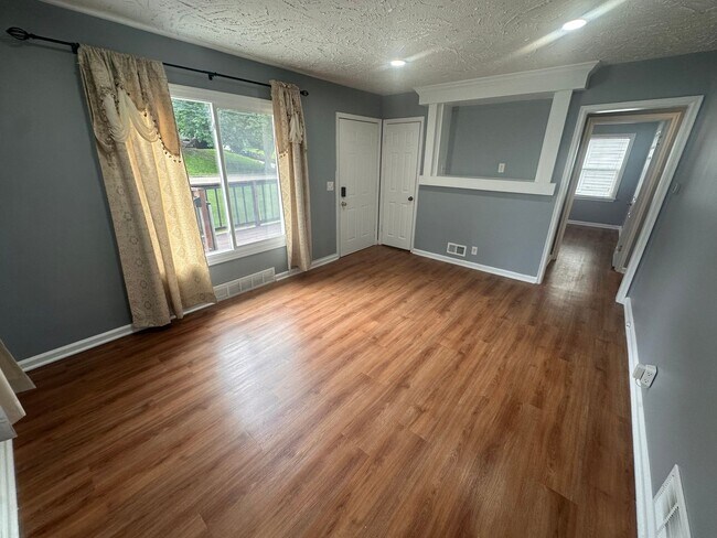 Foto del edificio - 2130 S 47th St