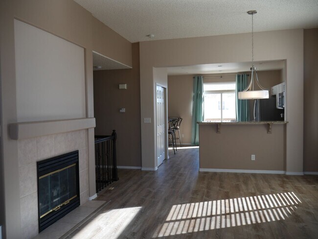 Building Photo - 4 Bed 3 Bath Ranch with Walk Out Basement ...