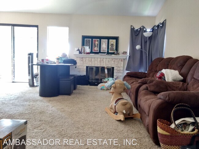 Foto del edificio - 2 br, 2 bath House - 4335 Los Padres Drive