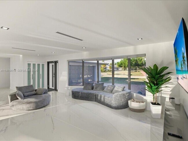 Foto del edificio - 103 Tropicana Dr