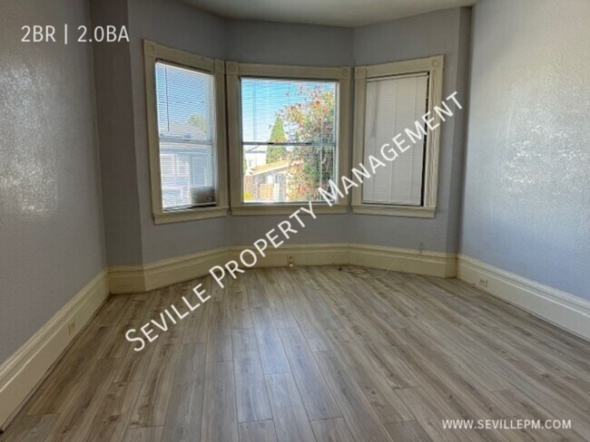 Building Photo - 2920 Filbert St