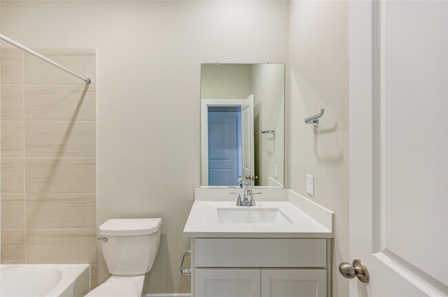 Foto del edificio - 6219 Lost Rdg Ln