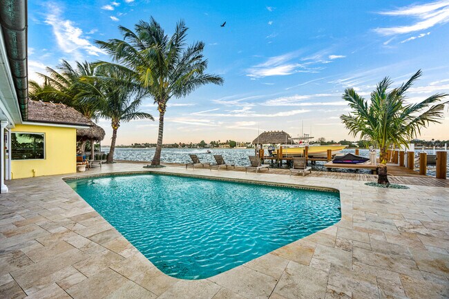 Foto del edificio - 844 East Dr